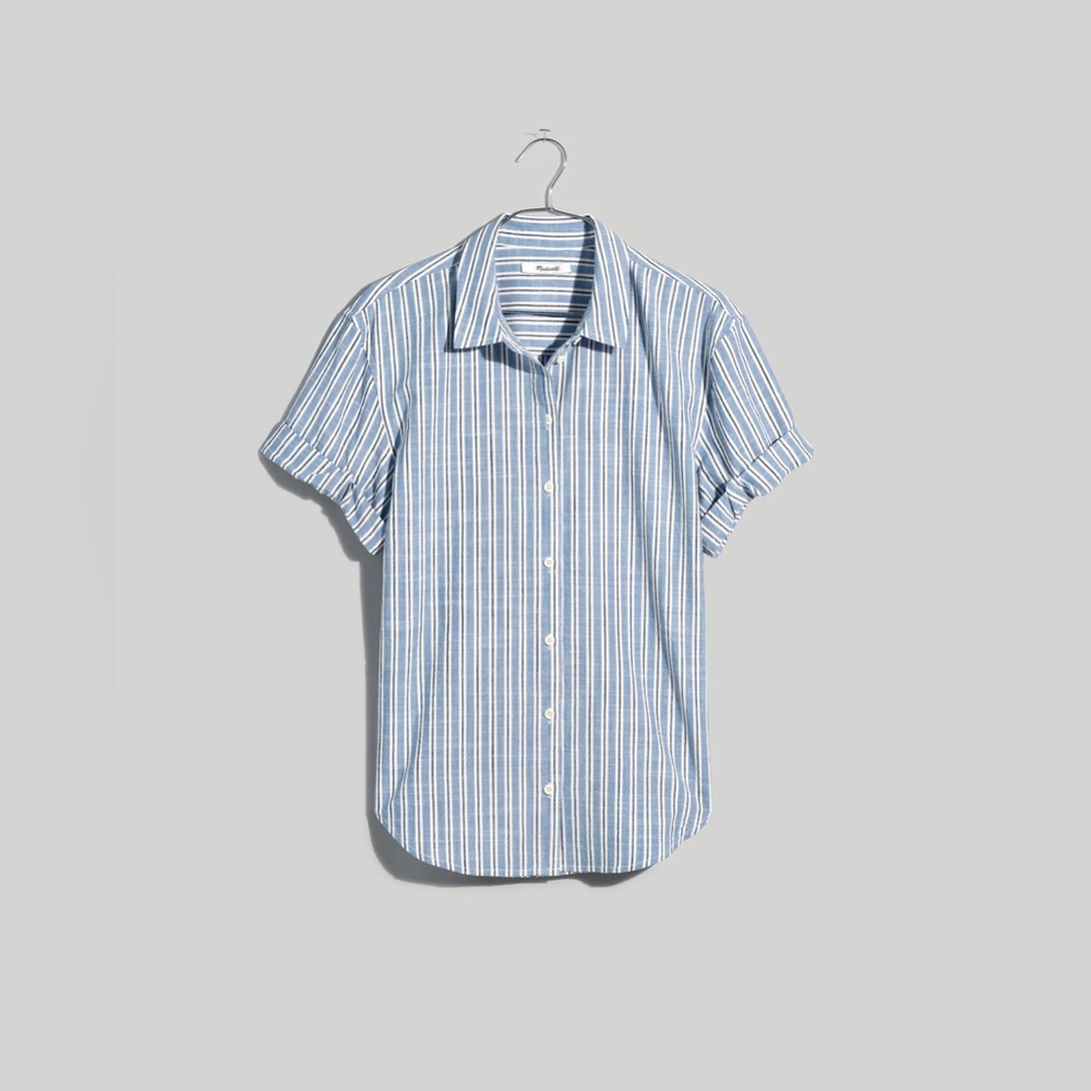 Madewell Blue and White Striped Short-Sleeve Button-Down Shirt